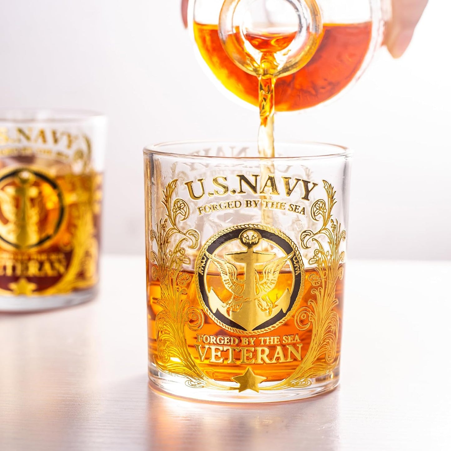 Veteran Tribute Whiskey Glass 10oz — Engraved US Navy Patriotic Military Gift for Men, Dad, Husband, Retirement & Anniversary